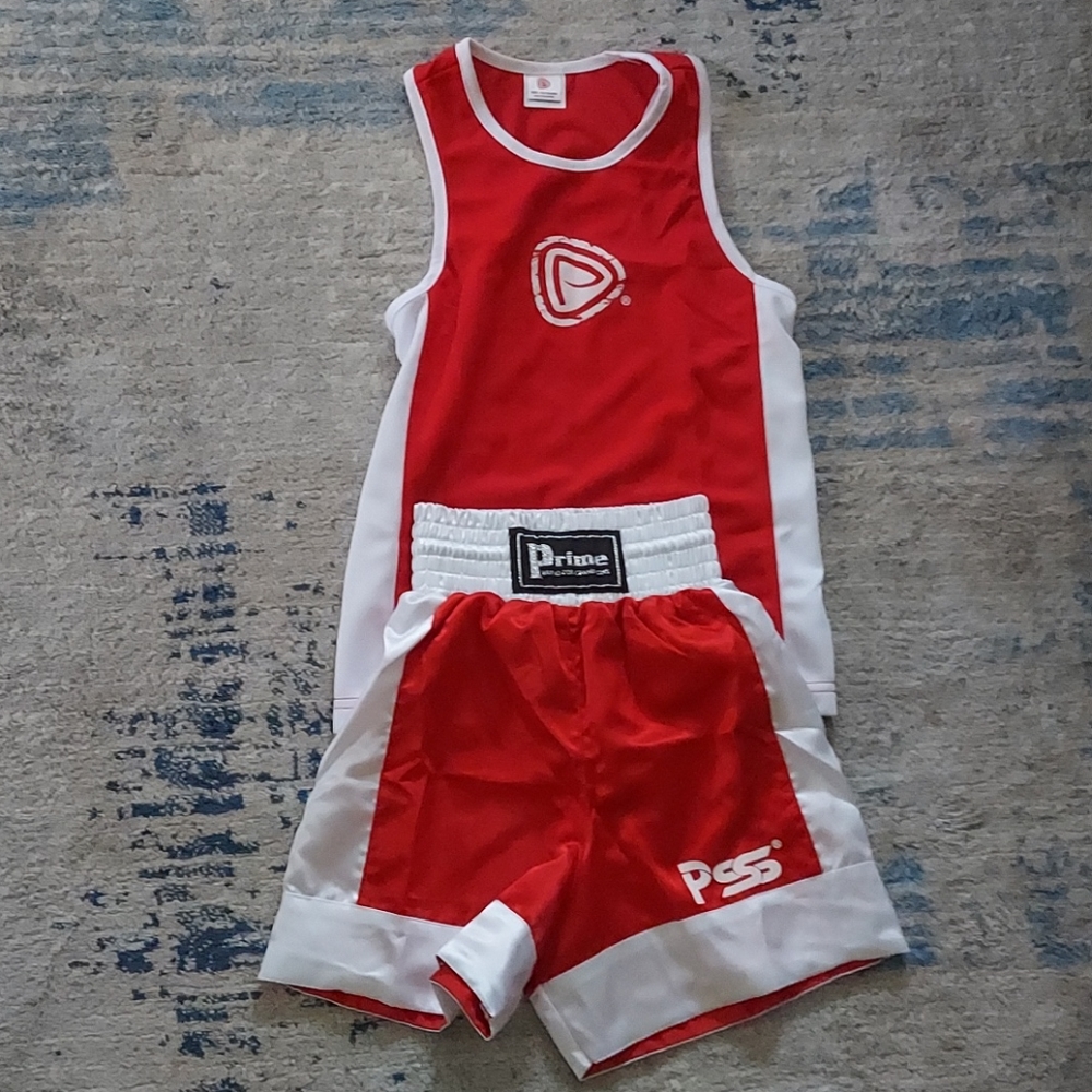 NWOT boxers outfit